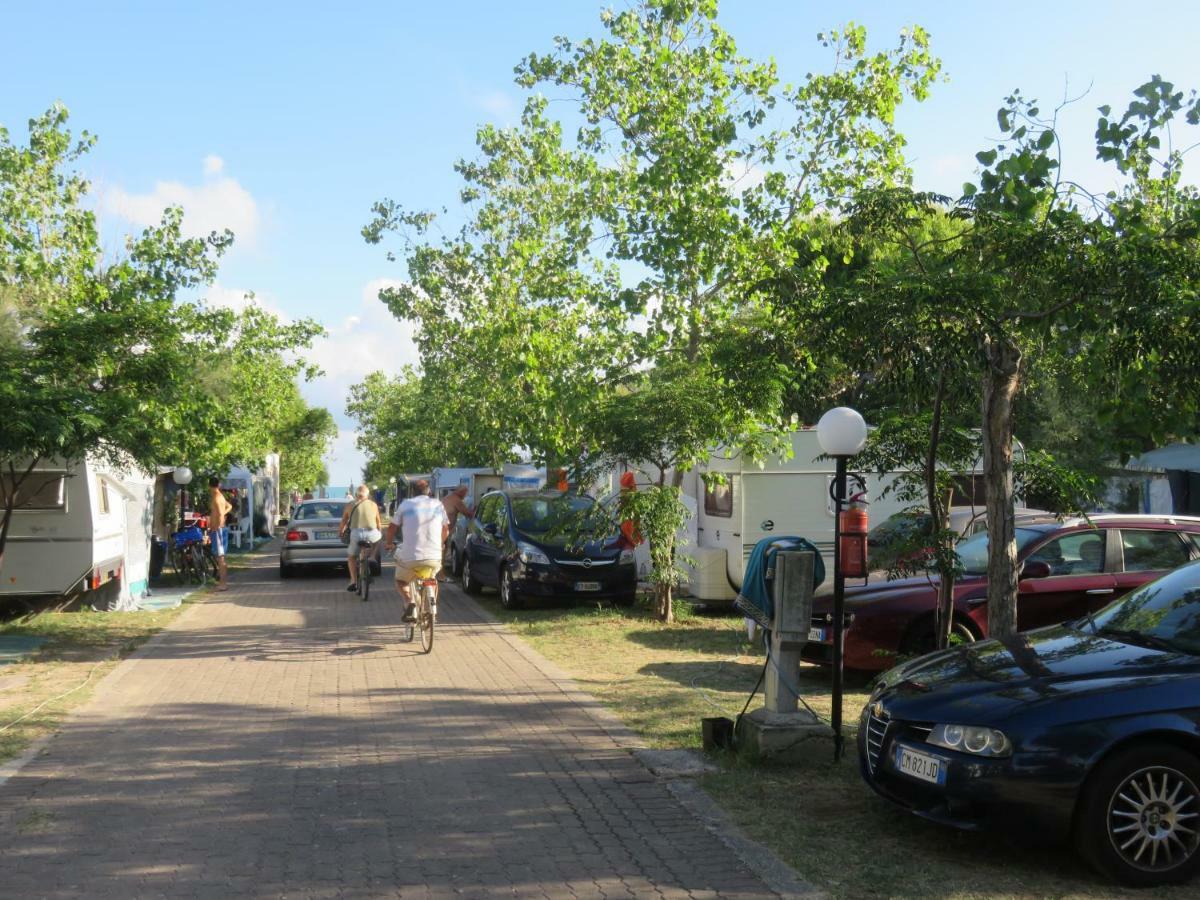 Отель Centro Turistico La Perla Del Gargano Фоче-Варано Экстерьер фото