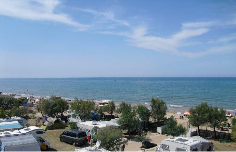 Отель Centro Turistico La Perla Del Gargano Фоче-Варано Экстерьер фото